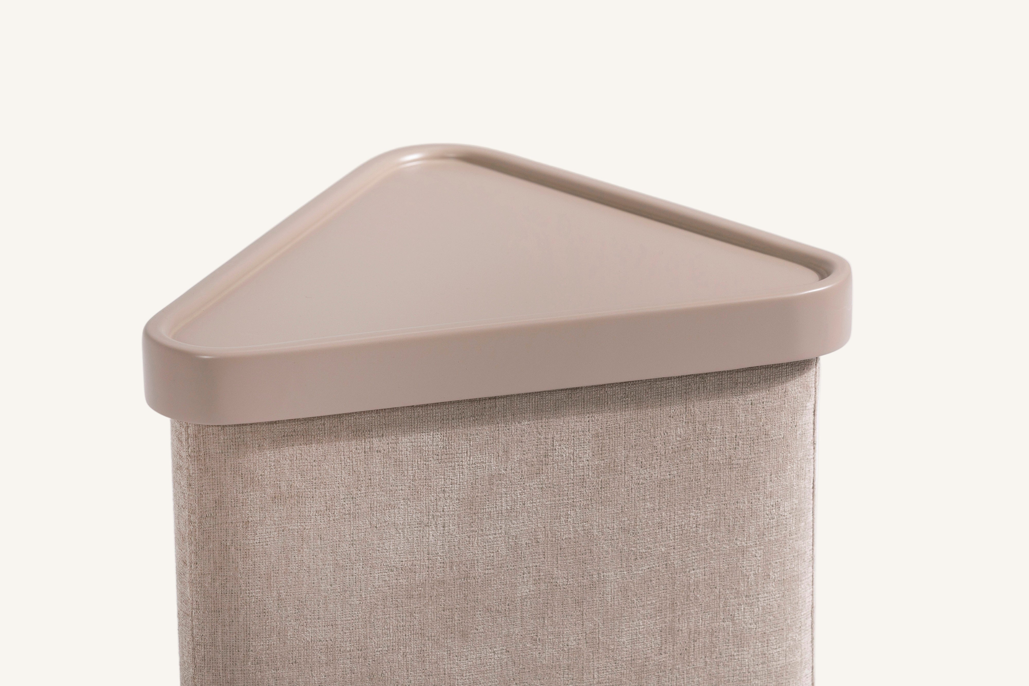 TRIVIO SIDE TABLE No.01