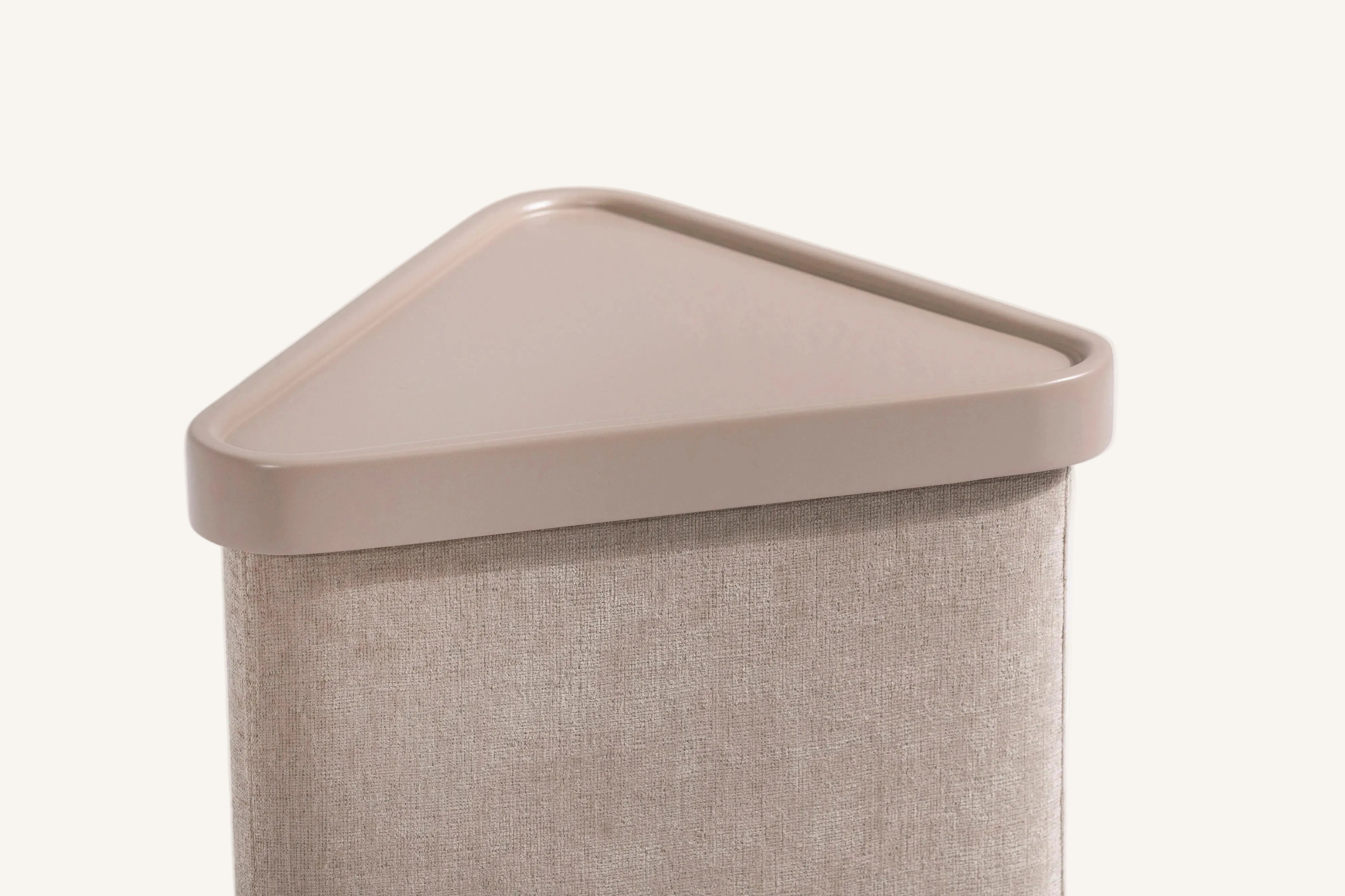 TRIVIO SIDE TABLE No.01