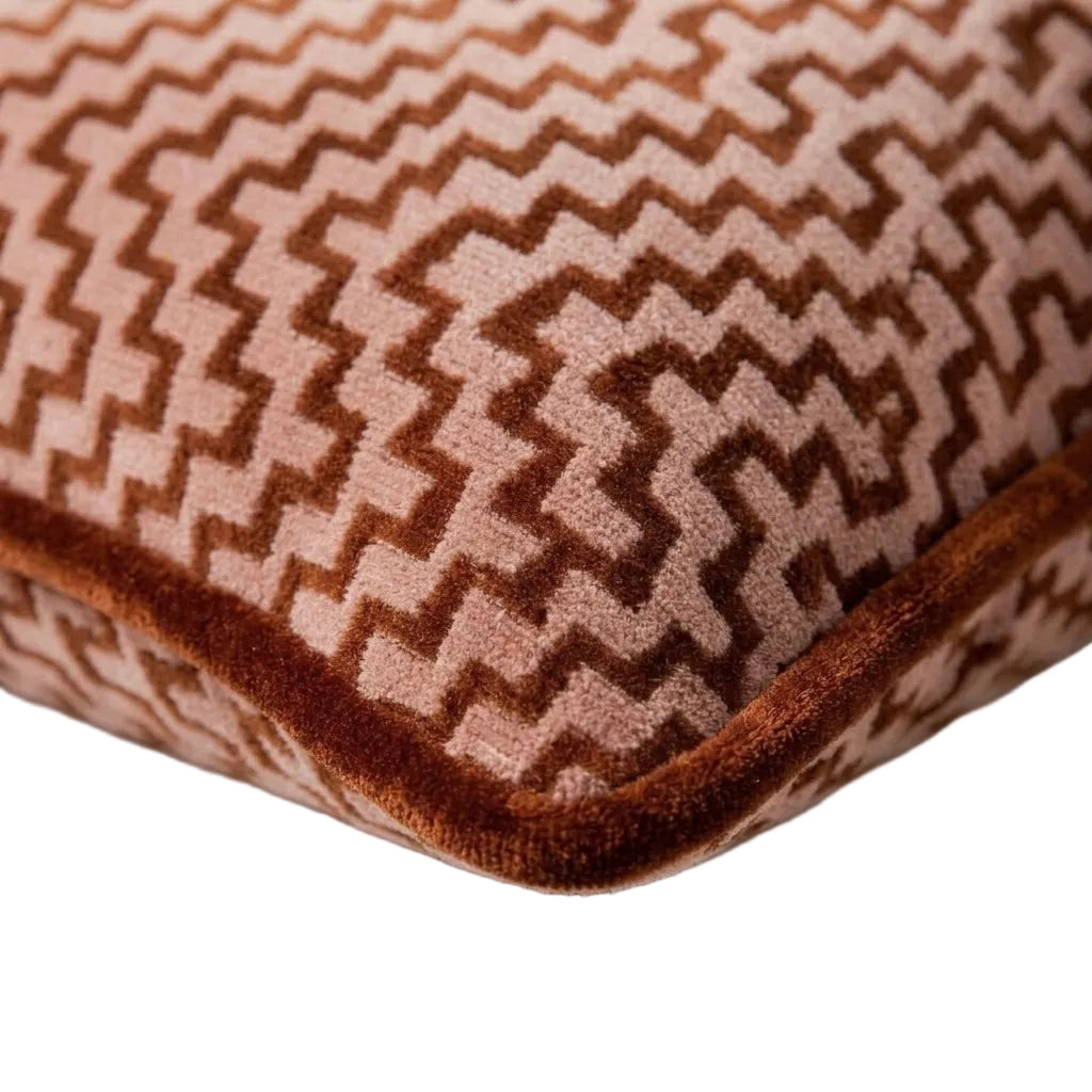 CUSHION No.19