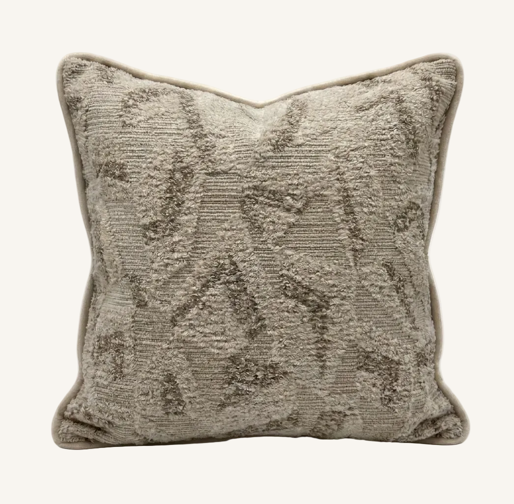 CUSHION No.20