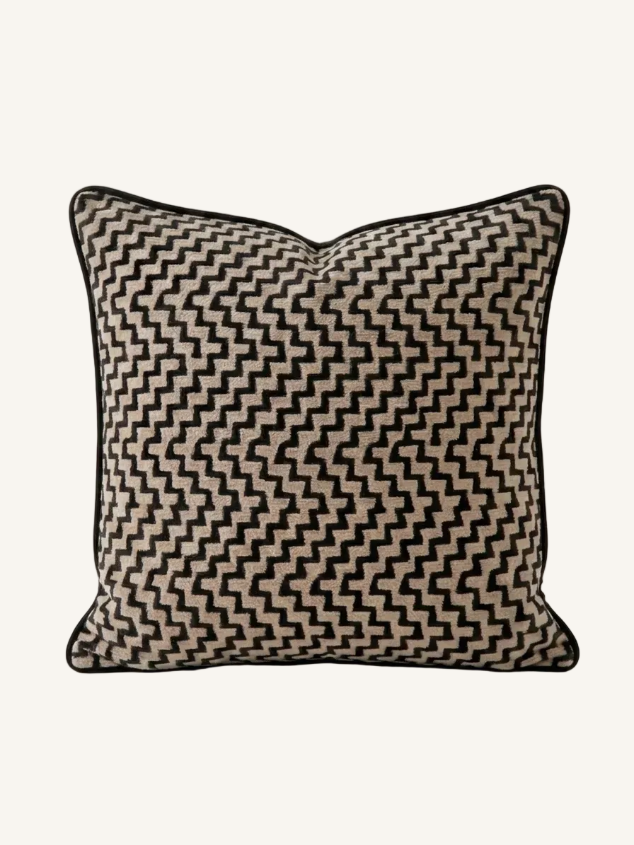 CUSHION No.18