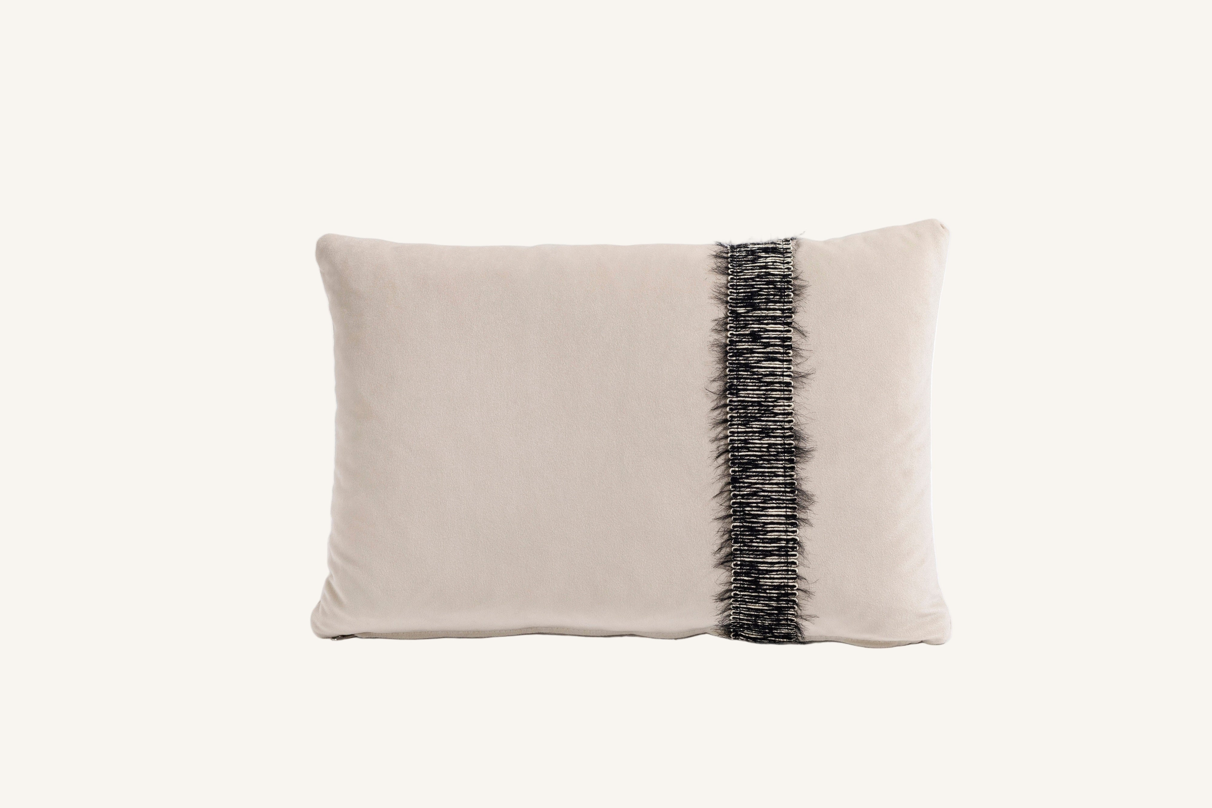 No.07 CUSHION